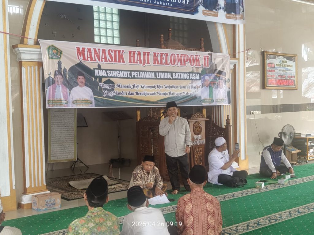 PEMBUKAAN MANASIK HAJI KELOMPOK II TINGKAT KECAMATAN SINGKUT, PELAWAN, LIMUN DAN BATANG ASAI BERJALAN DENGAN KHIDMAH