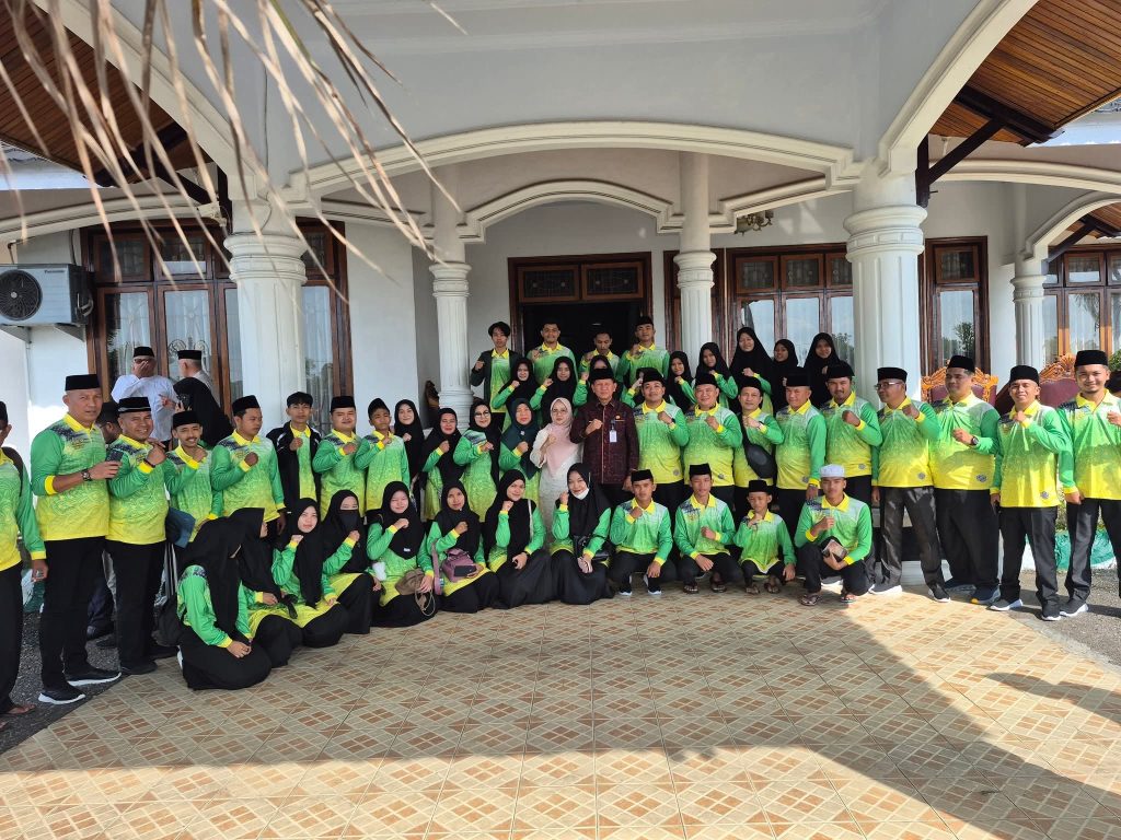 Kafilah Kabupaten Sarolangun Resmi Dilepas untuk Mengikuti MTQ ke-54 Provinsi Jambi