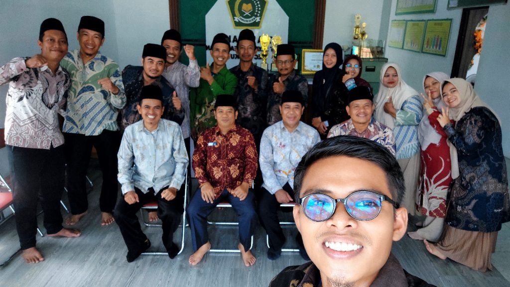 Tingkatkan Kualitas Layanan, Kasi Bimas Kemenag Sarolangun Lakukan Monev Ke KUA Singkut